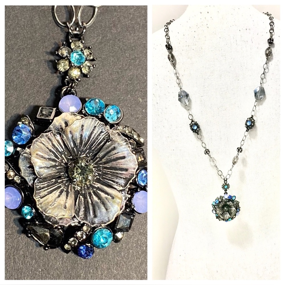NWT LOFT Blue and Silver Floral Necklace